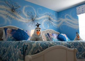 FROZEN Retreat with Private Pool & Baby Gear near Disney World